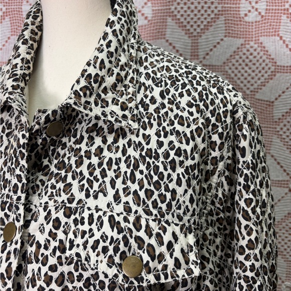 Coldwater Creek Silk Leopard Quilted Jacket Size L - Picture 5 of 12